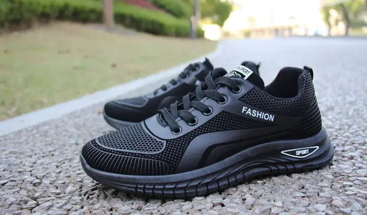 Men's Casual Sneakers New Breathable Sports Shoes