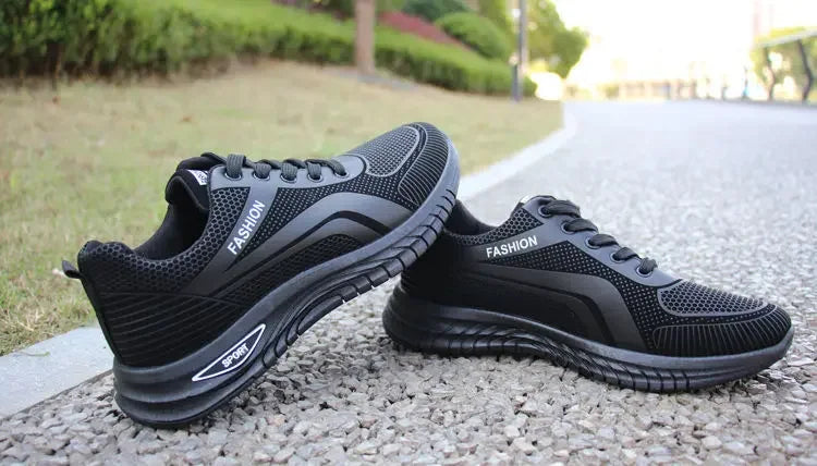 Men's Casual Sneakers New Breathable Sports Shoes