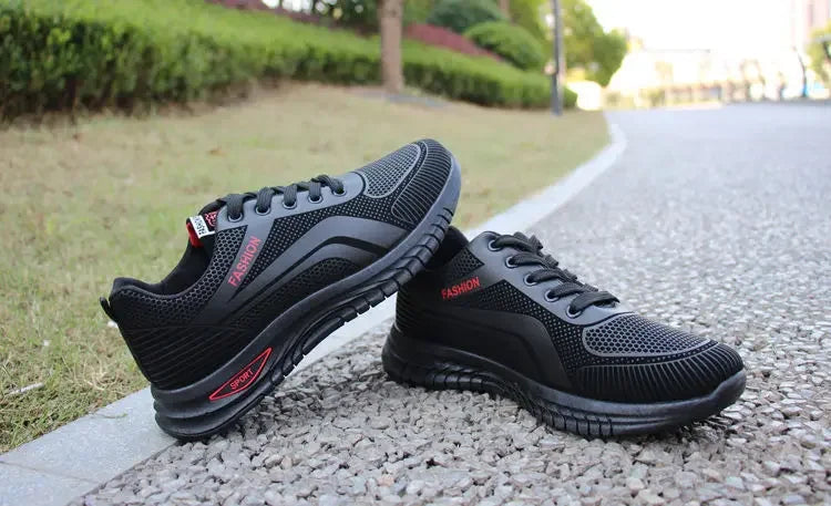 Men's Casual Sneakers New Breathable Sports Shoes